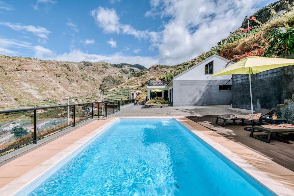 Сasa de vacaciones La Madérene With Pool By Madeira Island